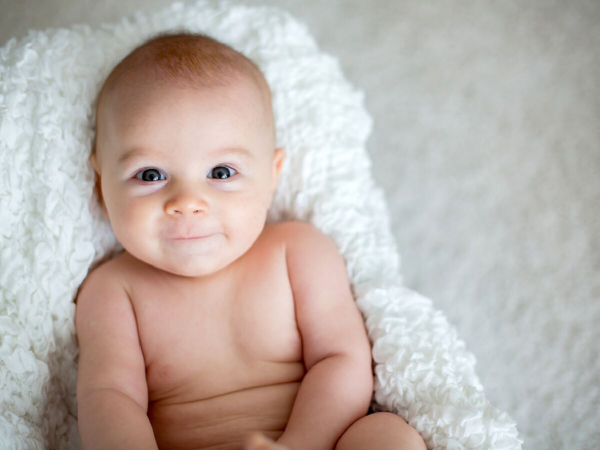 Canicule Erreurs A Ne Pas Faire Avec Bebe En Cas De Forte Chaleur